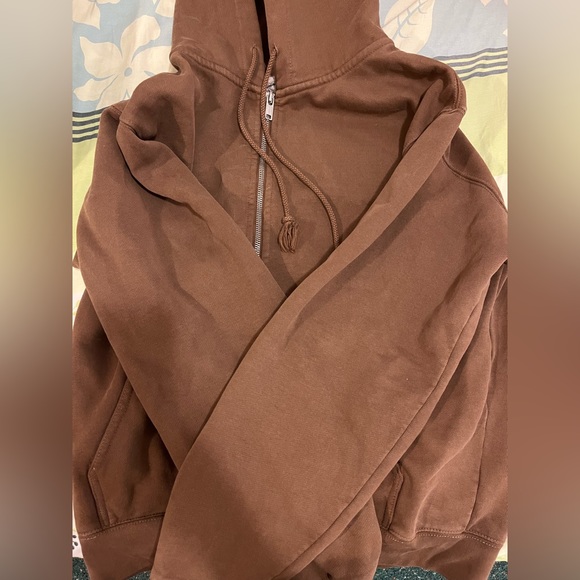 Brandy Melville Brown Carla Zip up - Picture 3 of 3